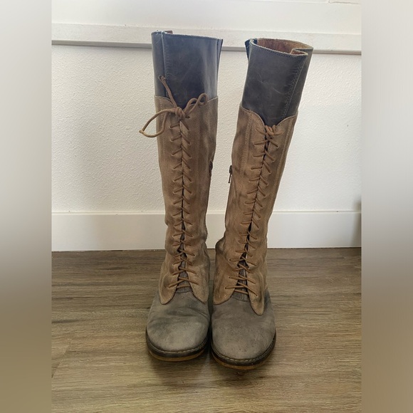 Suede/leather lace up boots - Picture 2 of 4